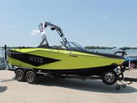Axis Boats / T220