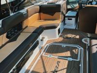 Moomba Boats / MAKAI 
