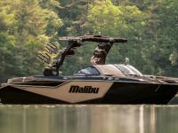 Malibu Boats / M242 