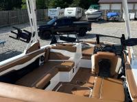 Axis Boats / T220