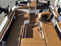Axis Boats / T220