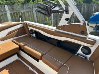 Axis Boats / T220