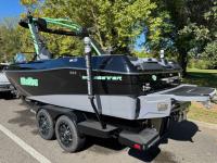 Malibu Boats / 23 LSV