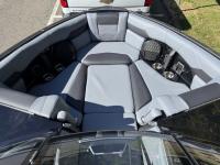 Malibu Boats / 23 LSV