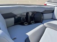 Malibu Boats / 23 LSV