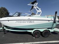 Moomba Boats / MONDO 