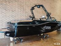 Axis Boats / T220