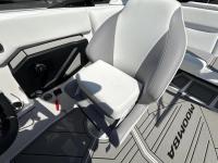 Moomba Boats / MONDO 