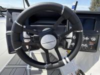 Moomba Boats / MONDO 