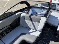 Malibu Boats / 23 LSV