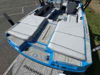 Moomba Boats / MOJO 