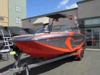 Correct Craft Boats / SUPER AIR G23 