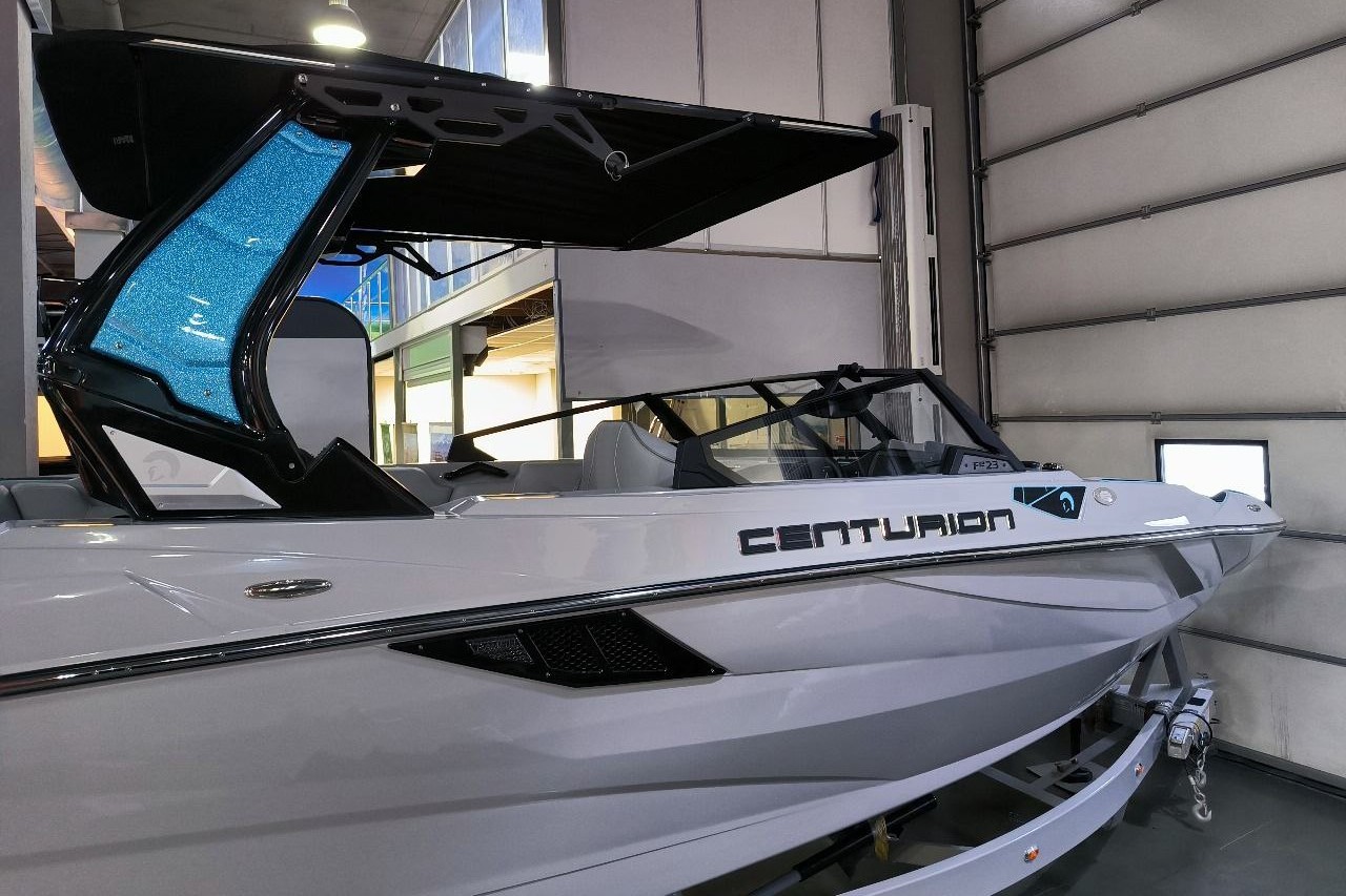 Centurion Boats / Fe23